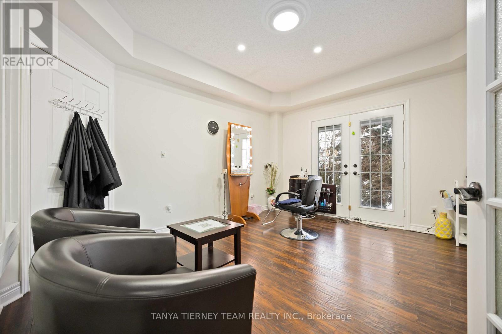 101 Tunney Place, Whitby, ON - Indoor