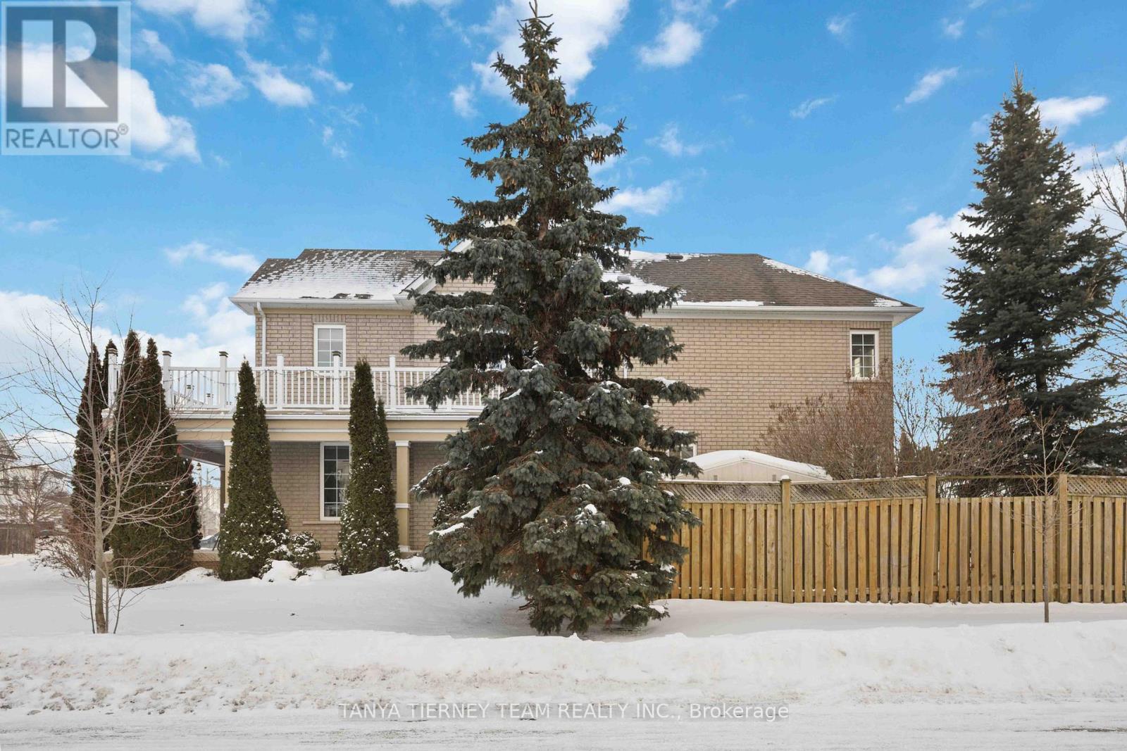 101 Tunney Place, Whitby, ON - Outdoor