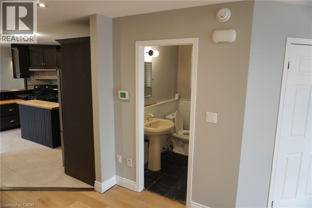 343 Upper Wentworth Street, Hamilton, ON - Indoor