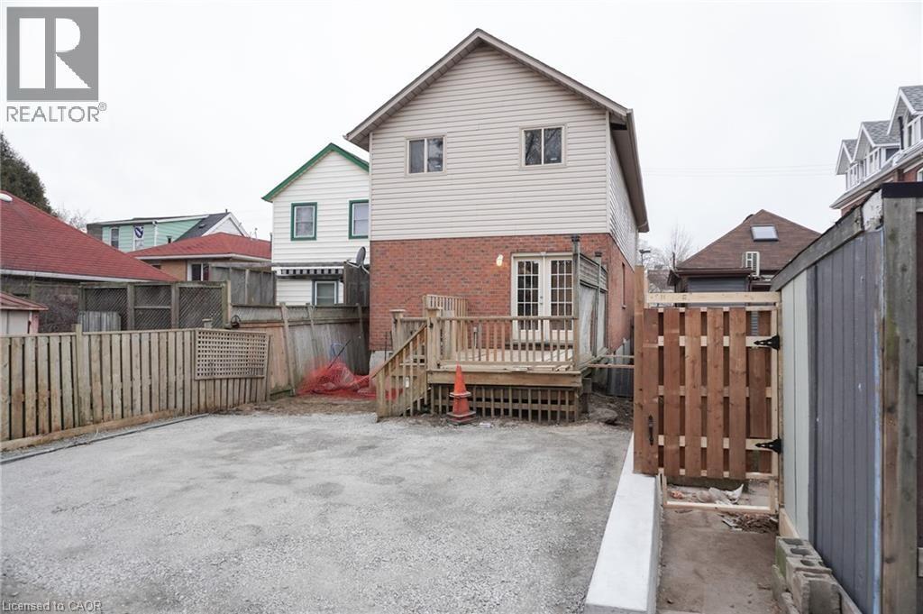 343 Upper Wentworth Street, Hamilton, ON - Outdoor