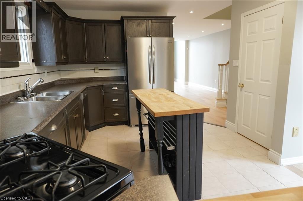 343 Upper Wentworth Street, Hamilton, ON - Indoor Photo Showing Kitchen With Double Sink