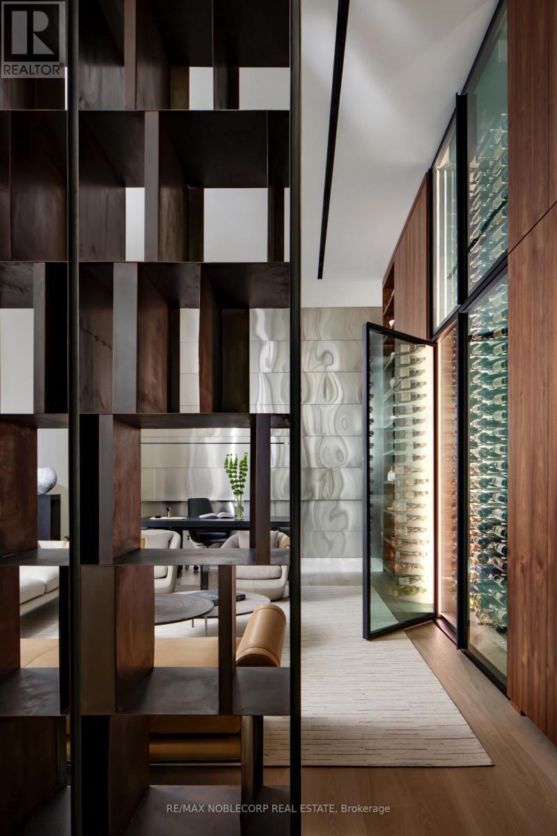 7 Waxwing Place, Toronto, ON - Indoor Photo Showing Other Room