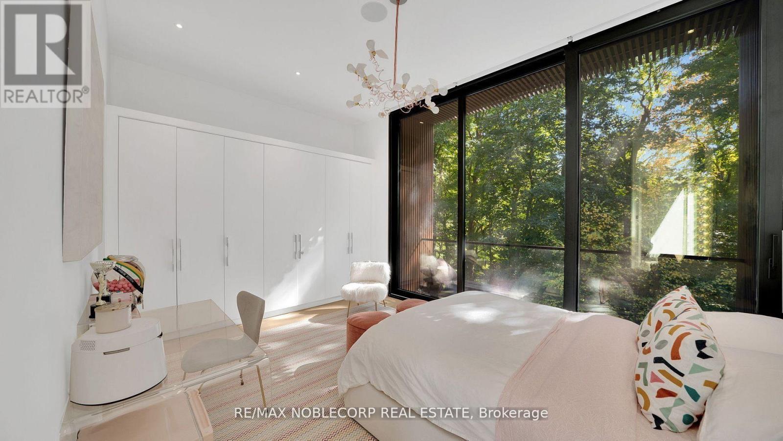 7 Waxwing Place, Toronto, ON - Indoor Photo Showing Bedroom