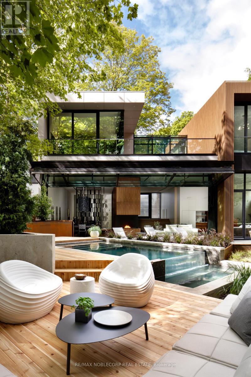 7 Waxwing Place, Toronto, ON - Outdoor With Exterior