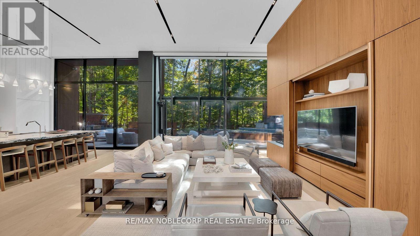 7 Waxwing Place, Toronto, ON - Indoor