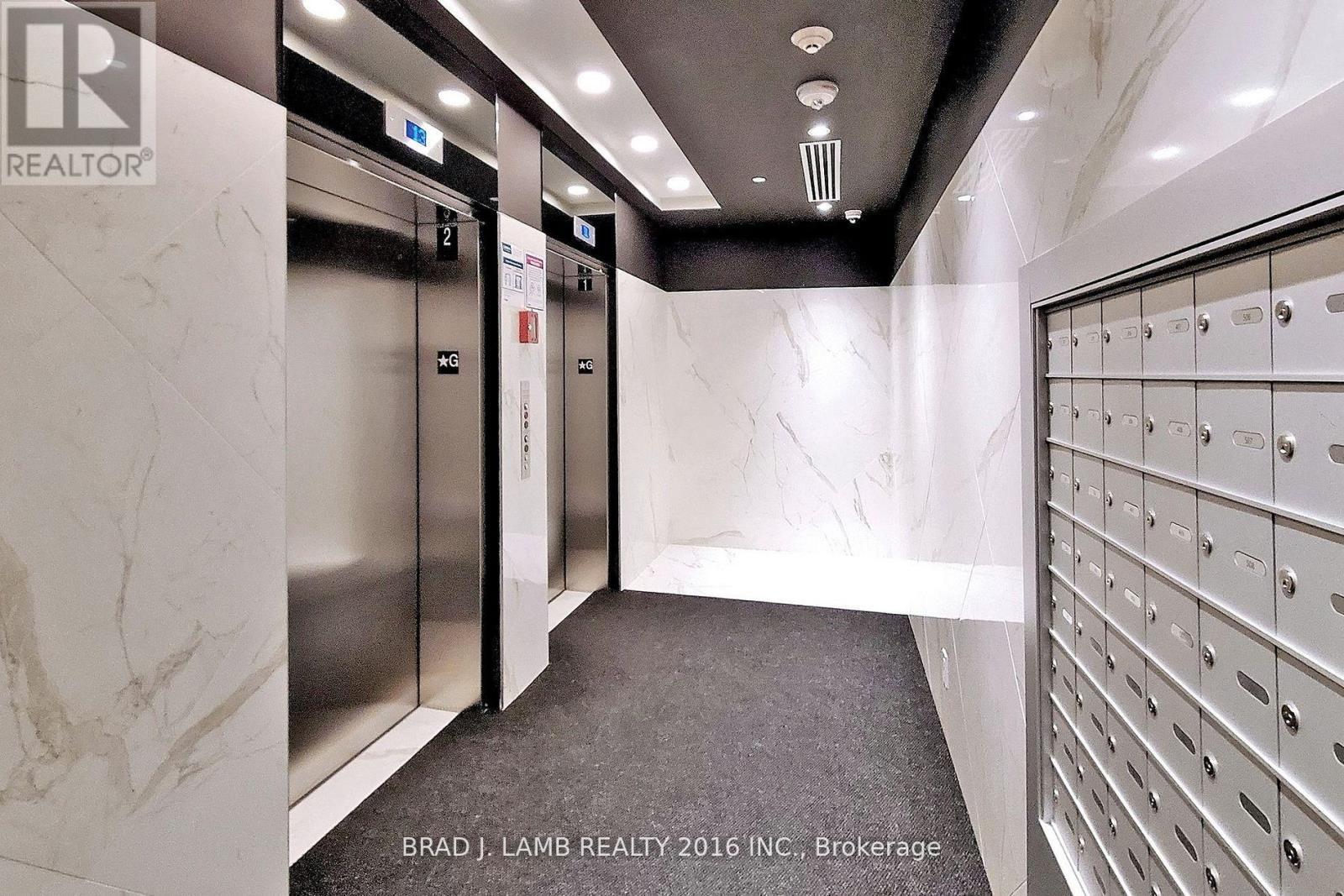 1601 - 458 Richmond Street W, Toronto, ON - Indoor Photo Showing Other Room