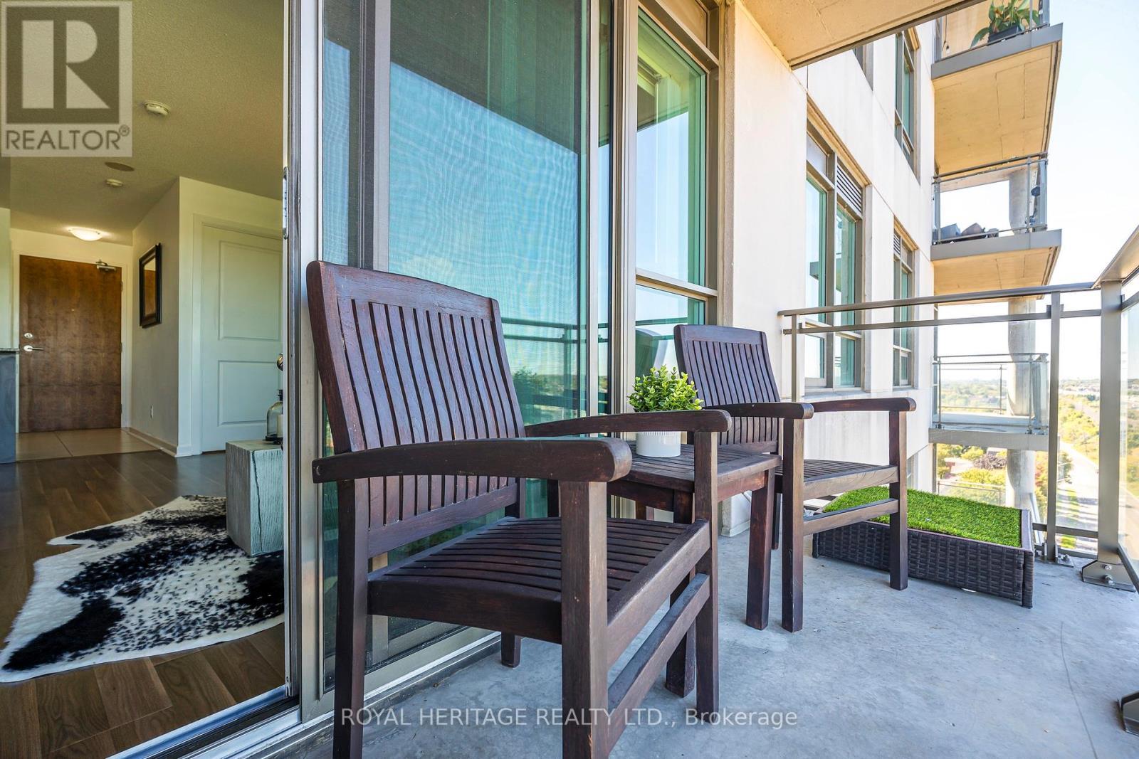 1204 - 1235 Bayly Street, Pickering, ON - Outdoor With Exterior