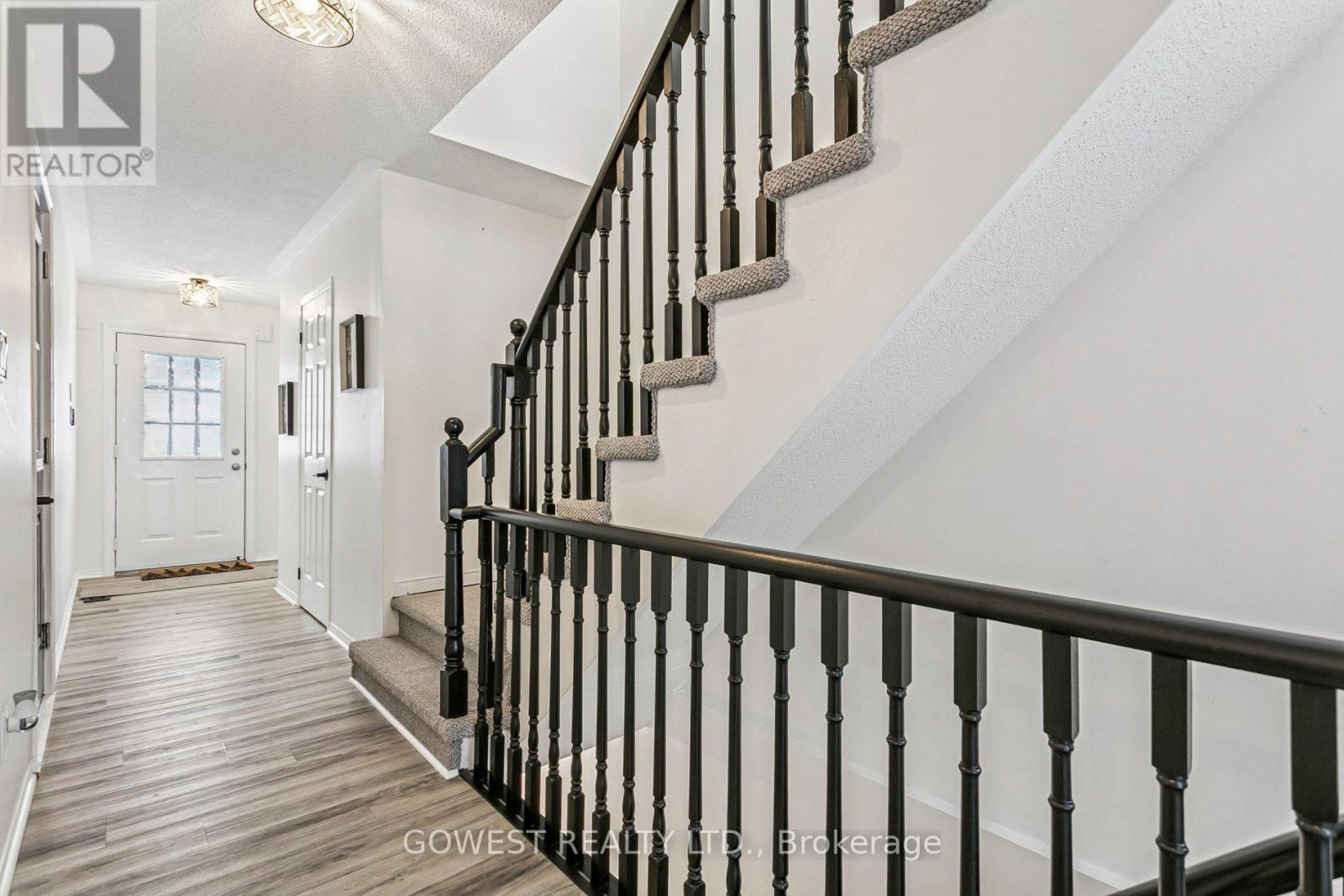 14 - 3150 Erin Centre Boulevard, Mississauga, ON - Indoor Photo Showing Other Room