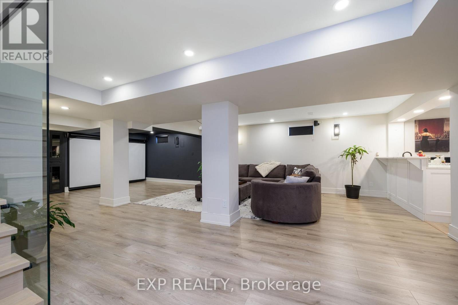 1279 Winterbourne Drive, Oakville, ON - Indoor