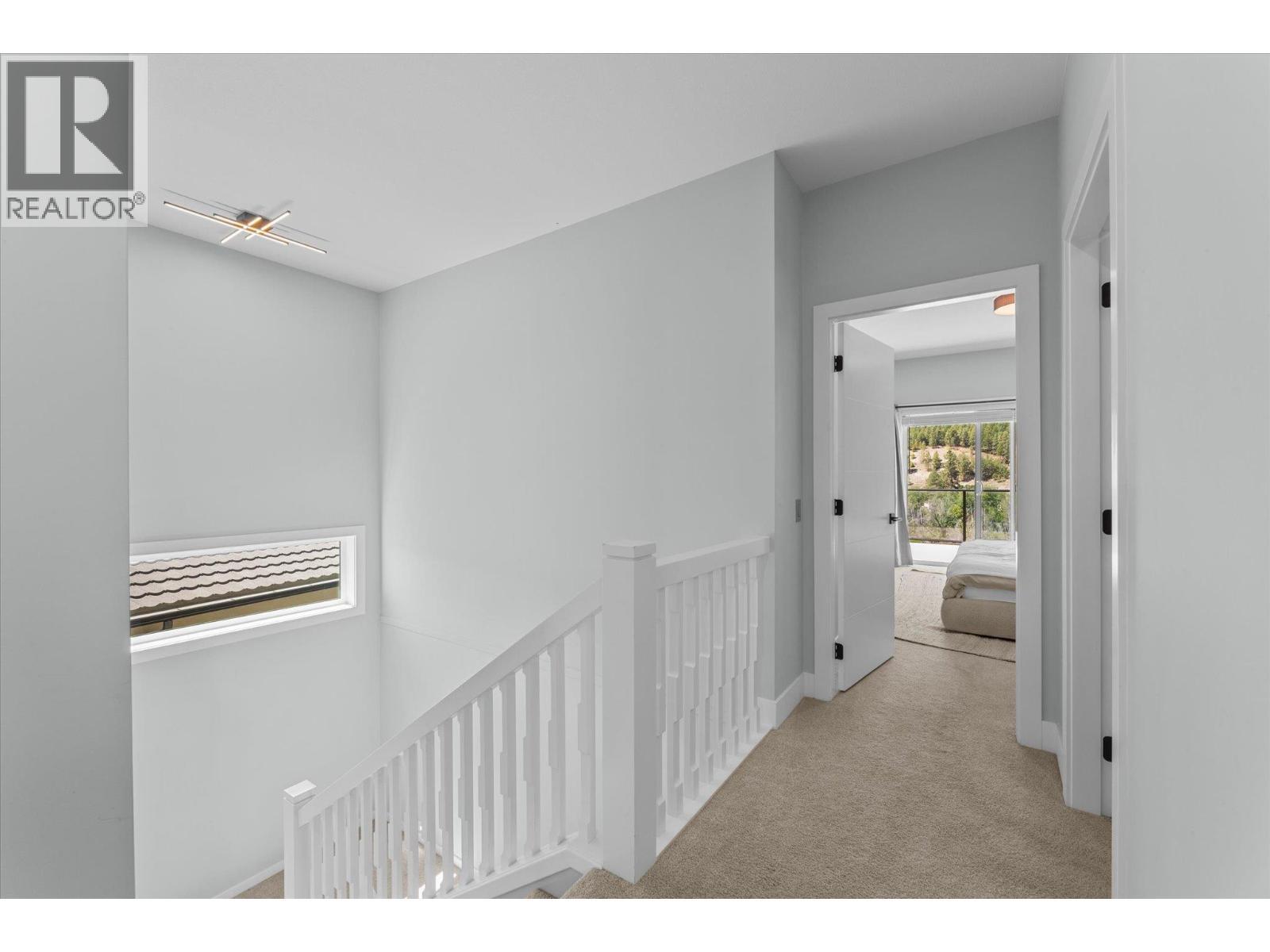 1846 Viewpoint Crescent, West Kelowna, BC - Indoor Photo Showing Other Room