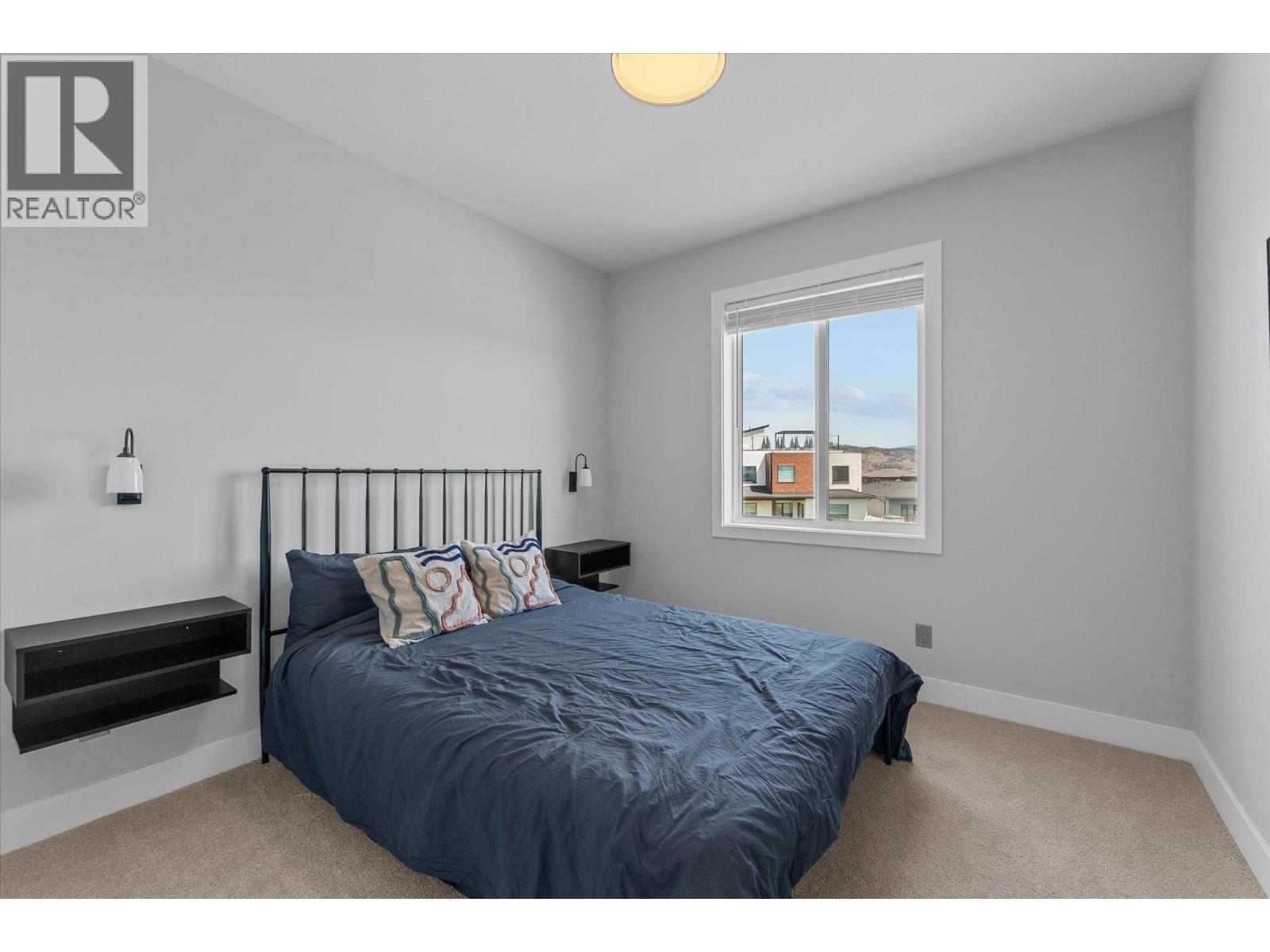1846 Viewpoint Crescent, West Kelowna, BC - Indoor Photo Showing Bedroom