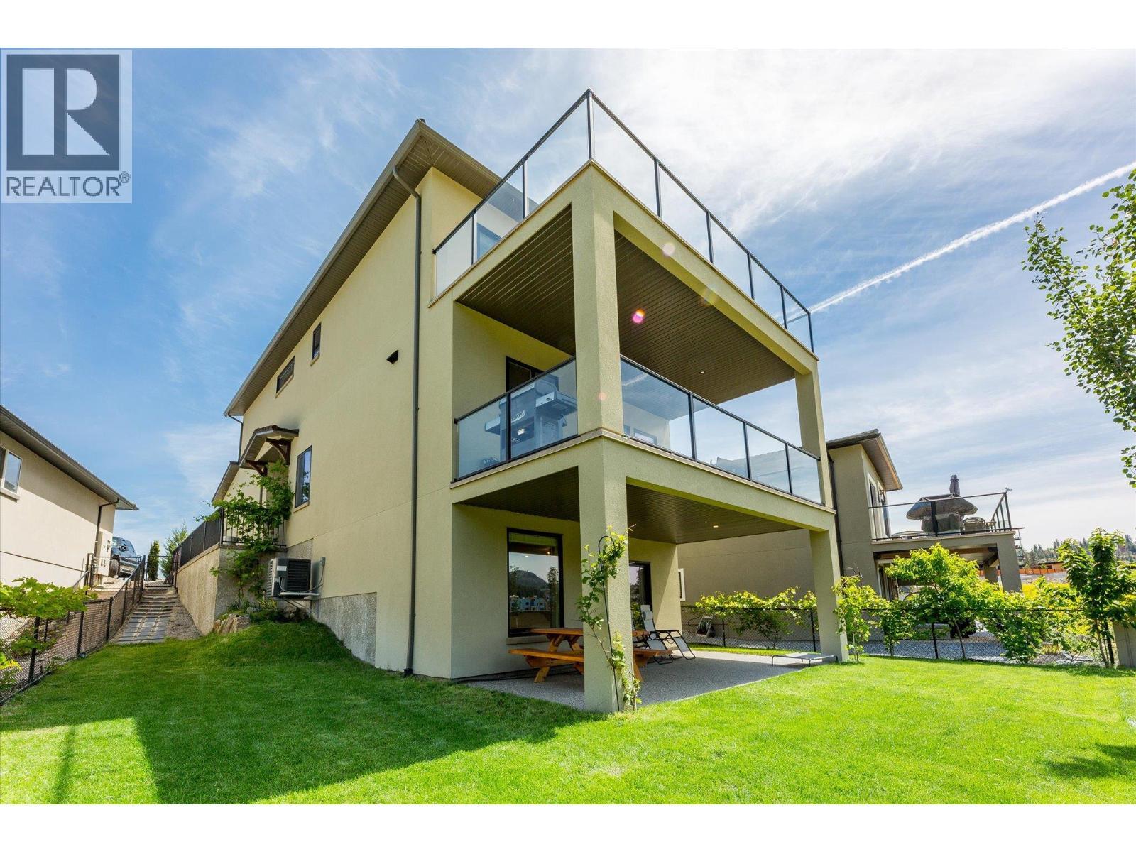 1846 Viewpoint Crescent, West Kelowna, BC - Outdoor