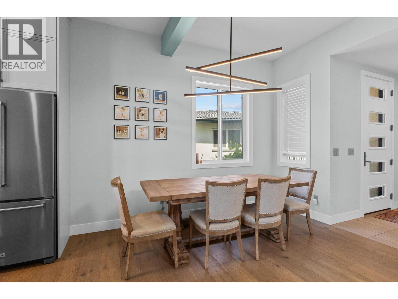 1846 Viewpoint Crescent, West Kelowna, BC - Indoor Photo Showing Dining Room