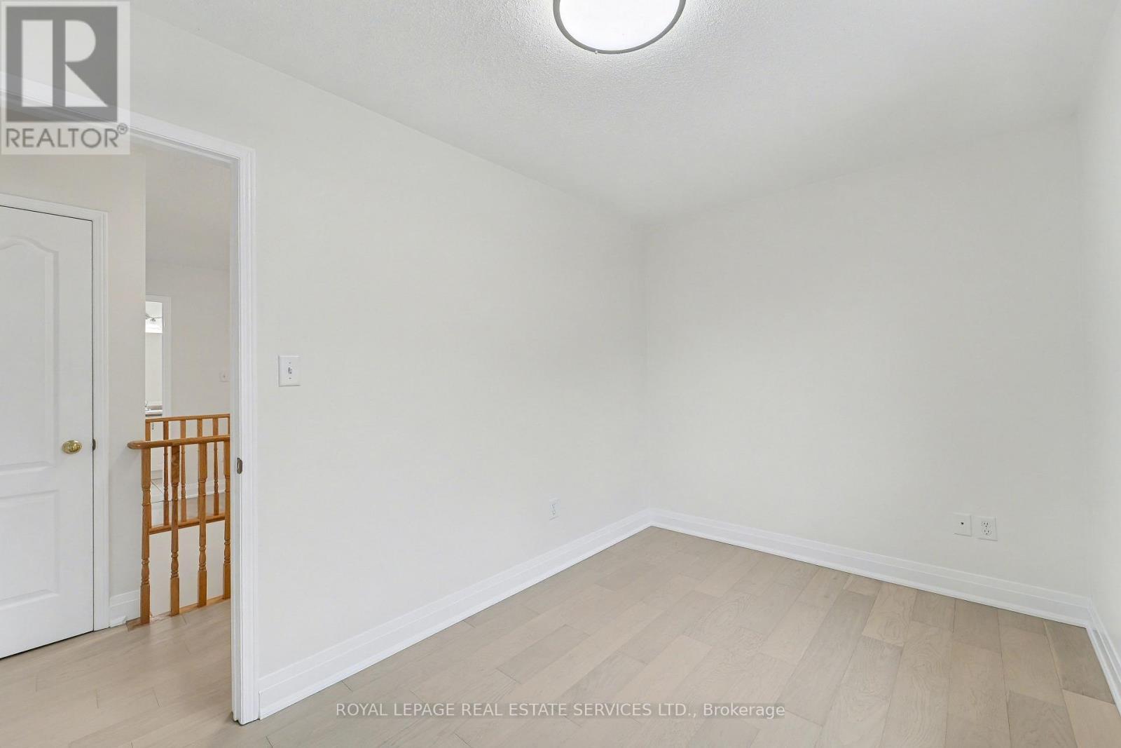 386 Reeves Way Boulevard, Whitchurch-Stouffville, ON - Indoor Photo Showing Other Room