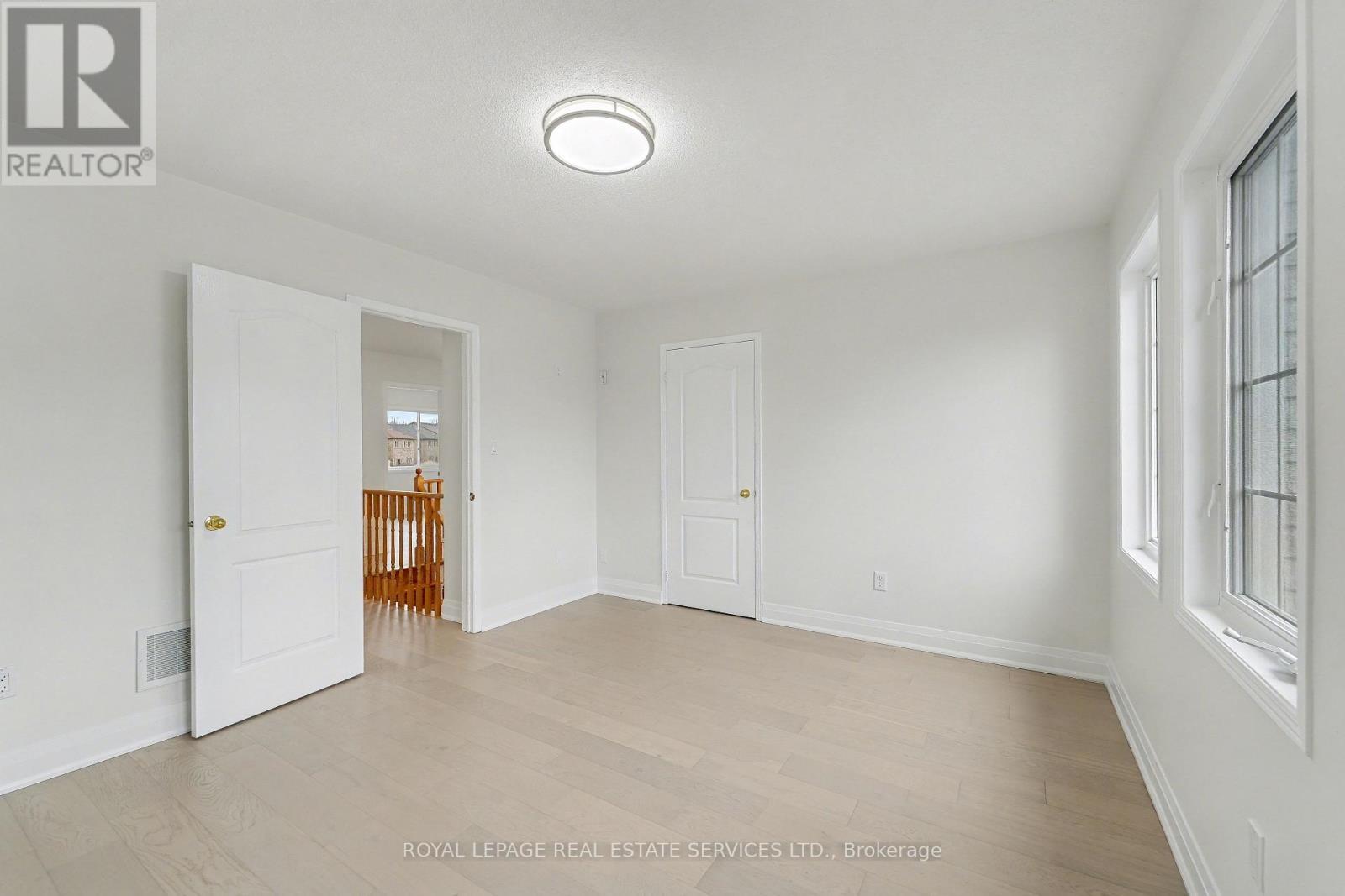 386 Reeves Way Boulevard, Whitchurch-Stouffville, ON - Indoor Photo Showing Other Room