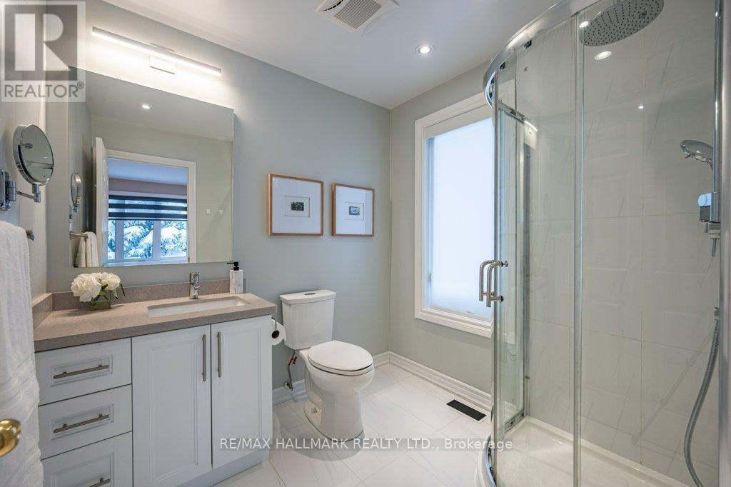 82 Grandview Avenue, Markham, ON - Indoor Photo Showing Bathroom