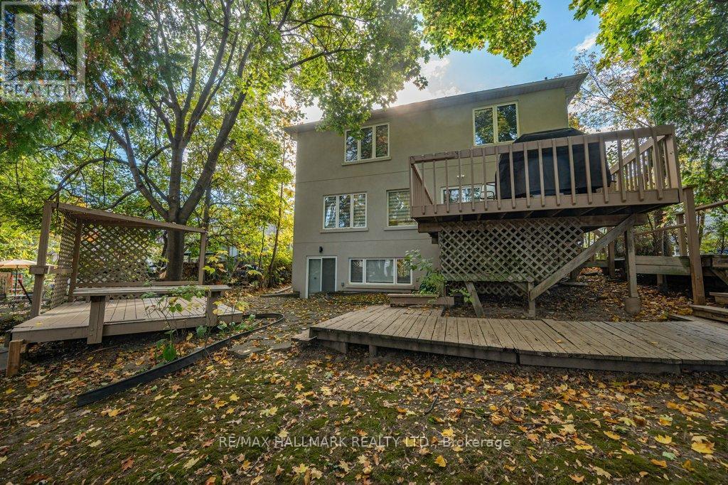 82 Grandview Avenue, Markham, ON - Outdoor With Deck Patio Veranda