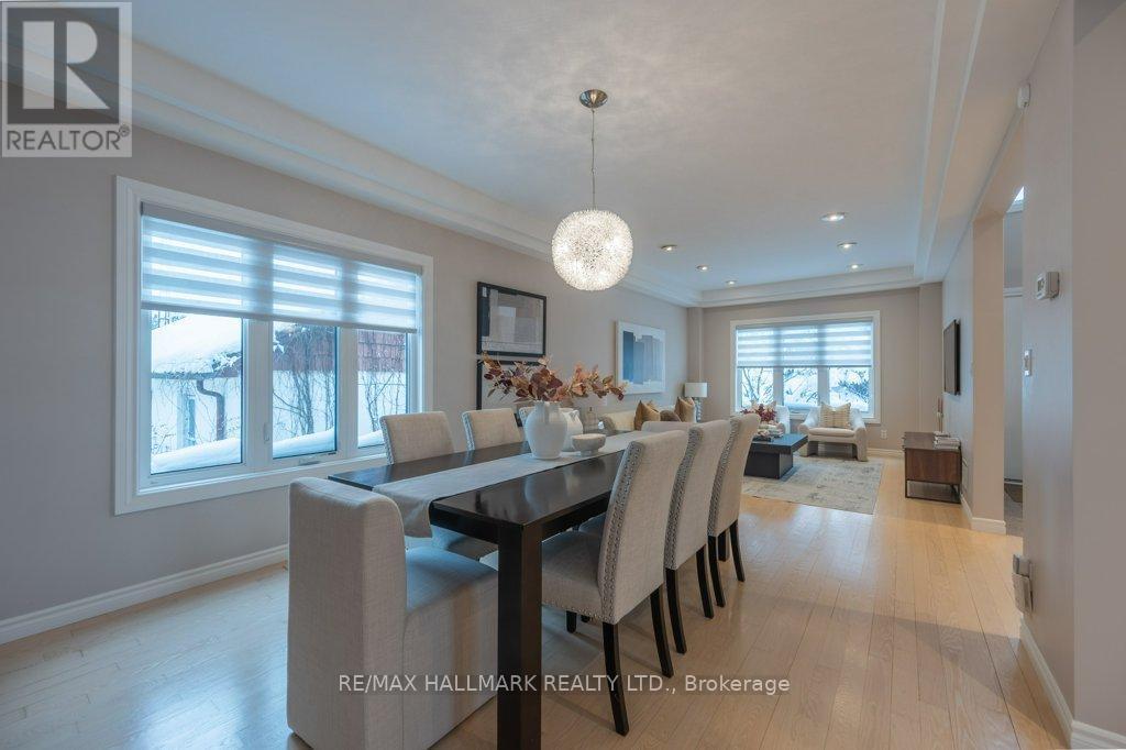 82 Grandview Avenue, Markham, ON - Indoor Photo Showing Dining Room