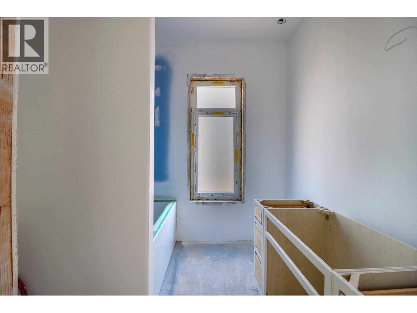 113 Corral Boulevard, Cranbrook, BC - Indoor Photo Showing Other Room