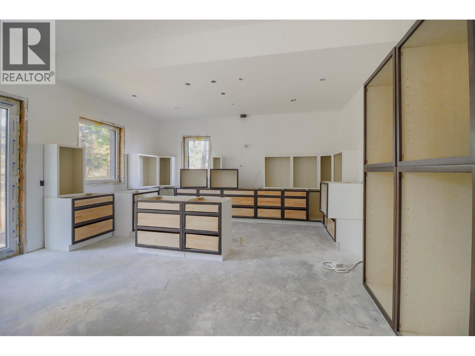 113 Corral Boulevard, Cranbrook, BC - Indoor Photo Showing Other Room