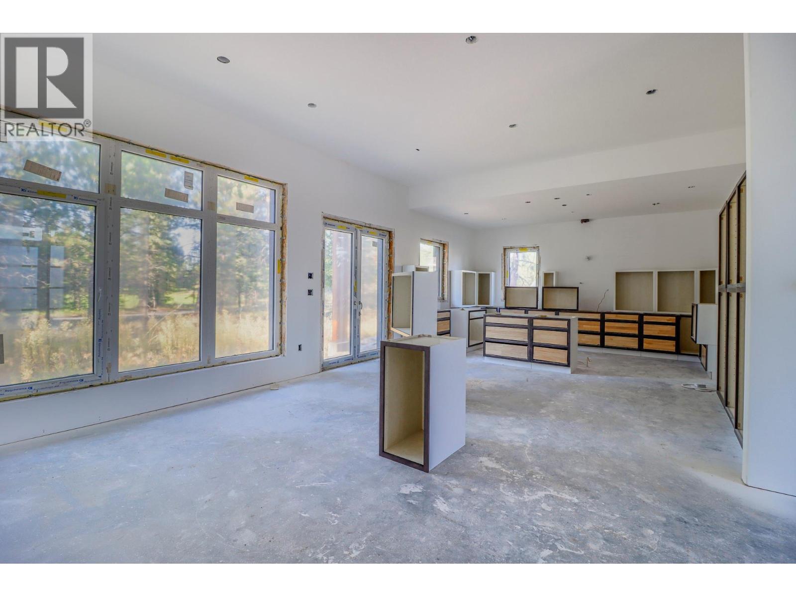 113 Corral Boulevard, Cranbrook, BC - Indoor Photo Showing Other Room