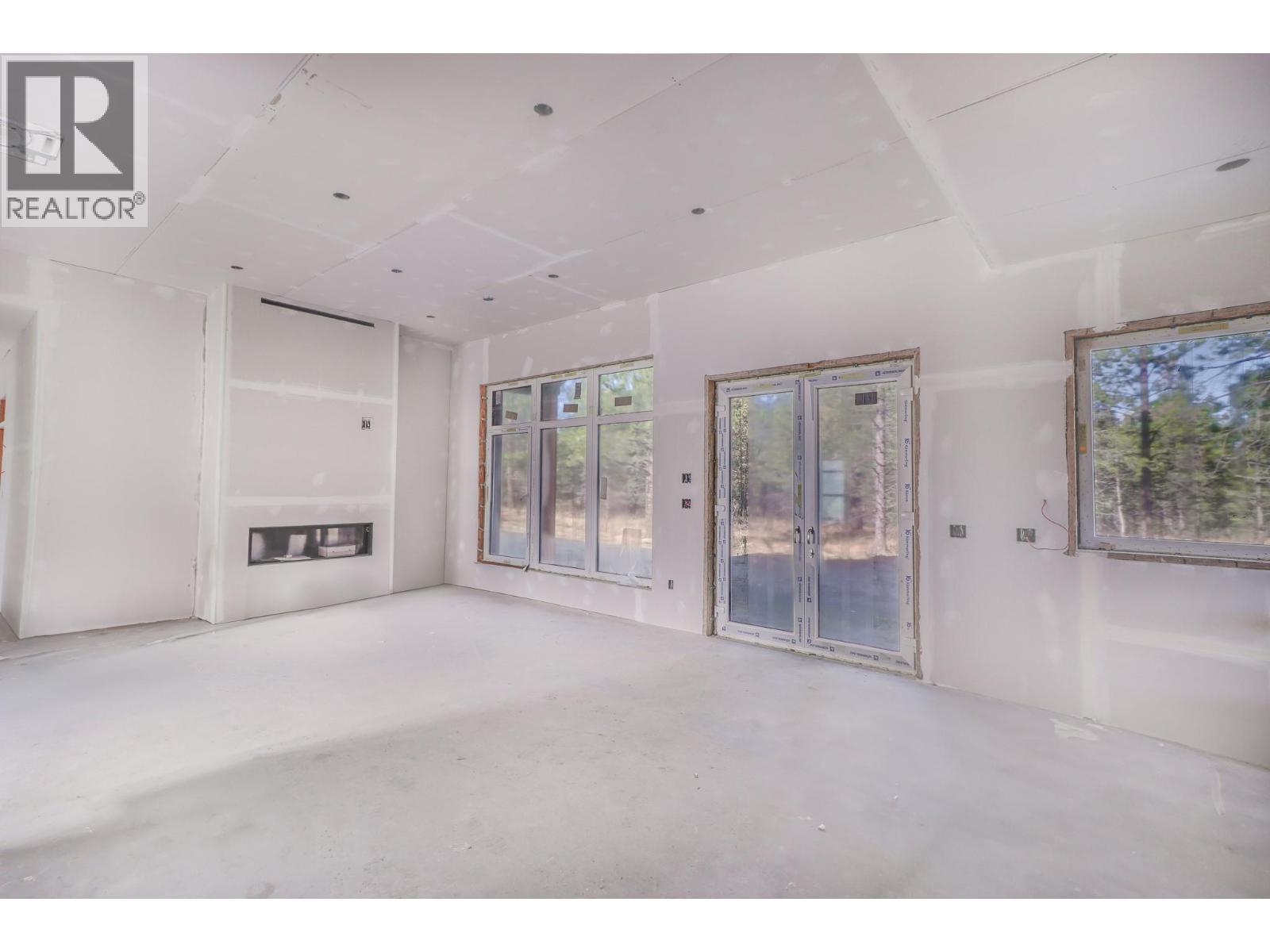 113 Corral Boulevard, Cranbrook, BC - Indoor Photo Showing Other Room