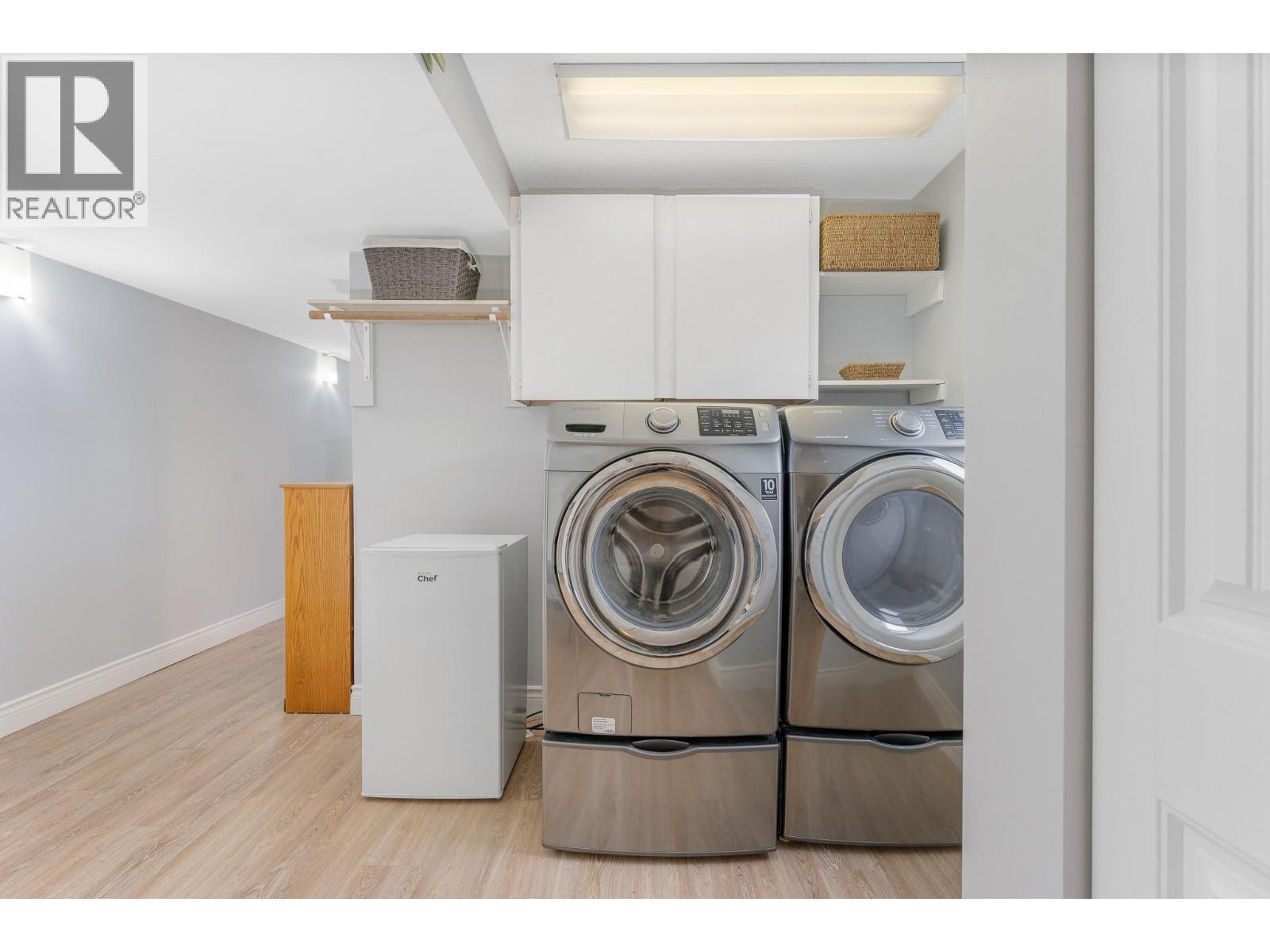 431 Upland Drive, Coldstream, BC - Indoor Photo Showing Laundry Room