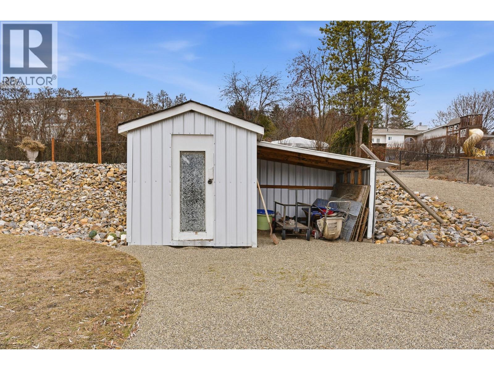 431 Upland Drive, Coldstream, BC - Outdoor