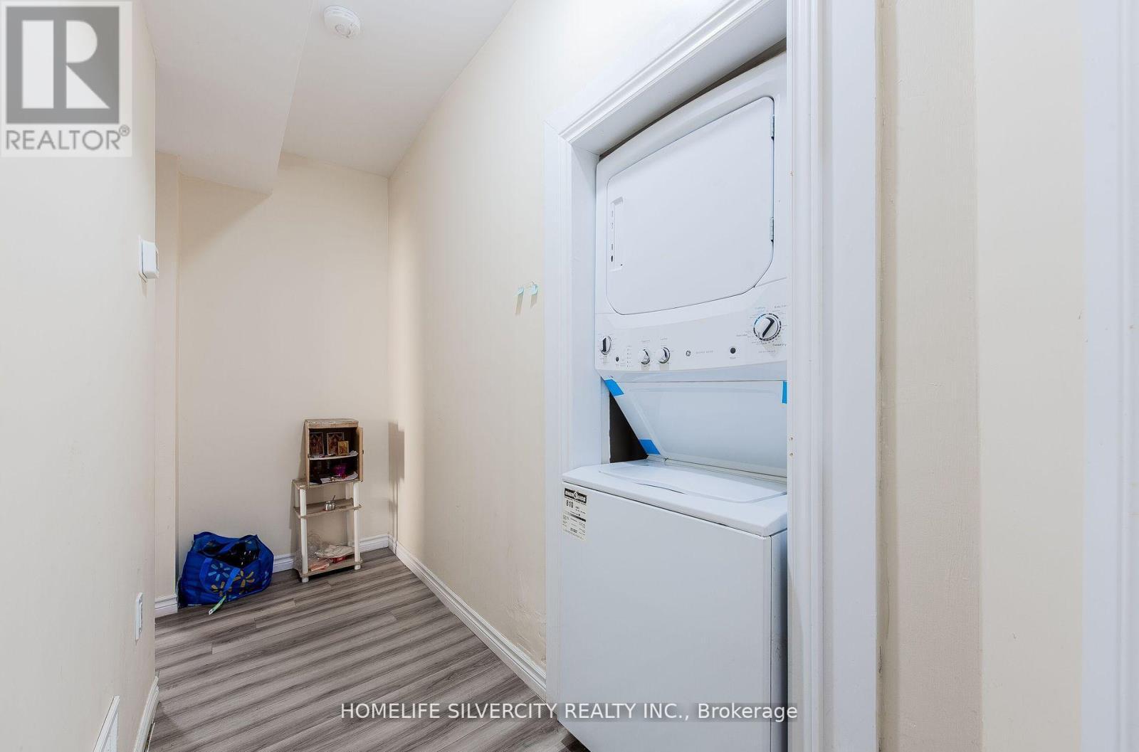 544 Dundas Street E, London East, ON - Indoor Photo Showing Laundry Room