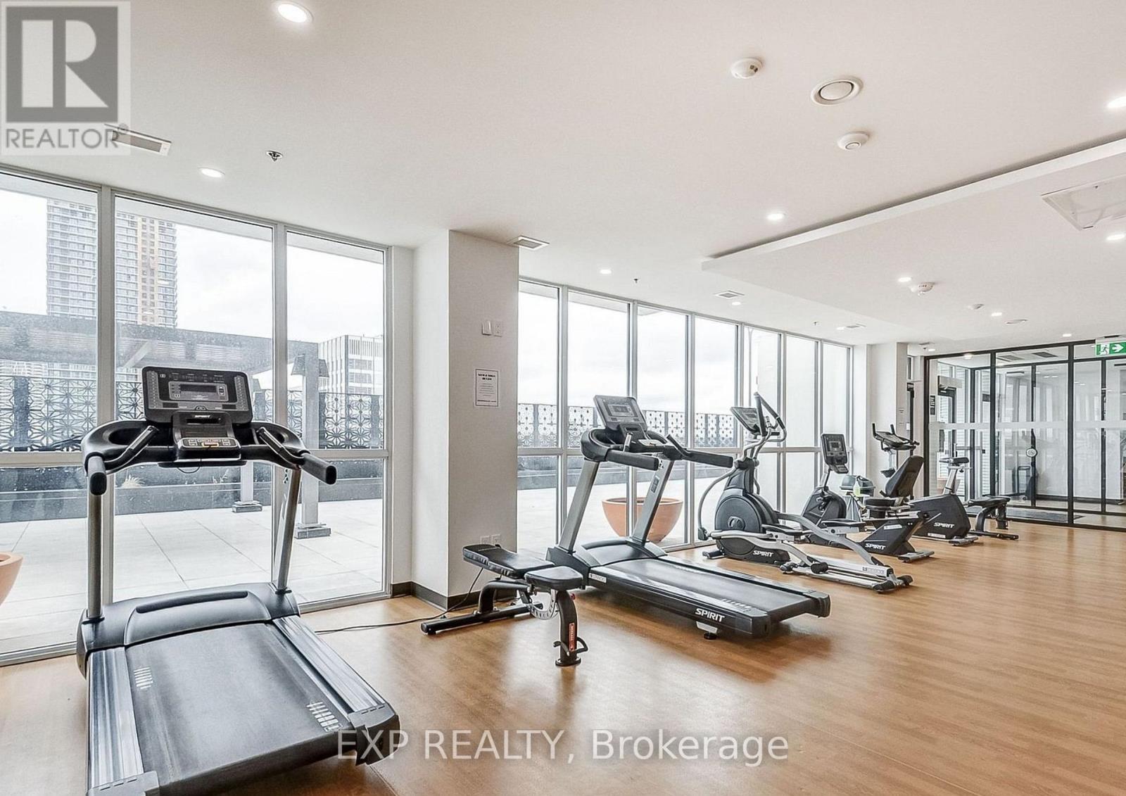 1108B - 60 Charles Street W, Kitchener, ON - Indoor Photo Showing Gym Room