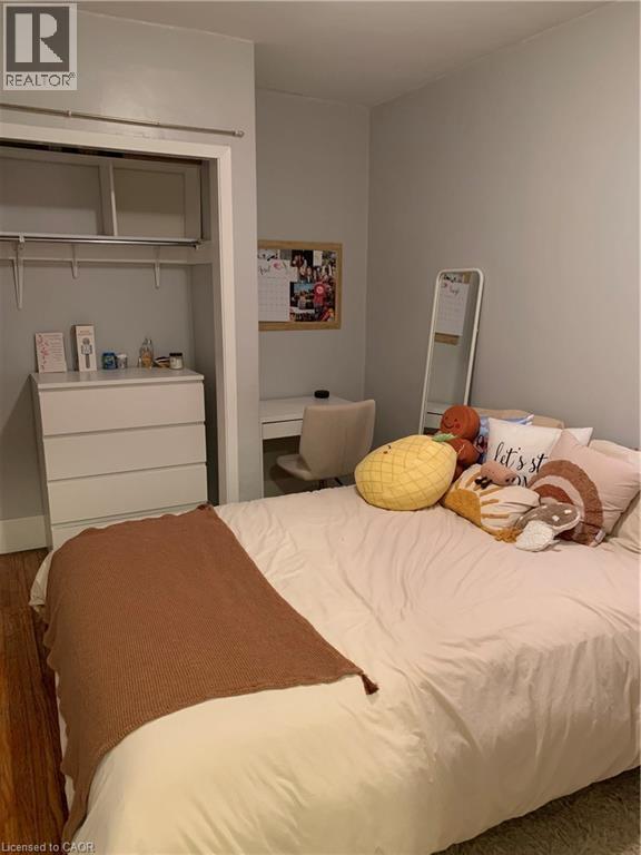 4 Mcdonald Avenue, London, ON - Indoor Photo Showing Bedroom