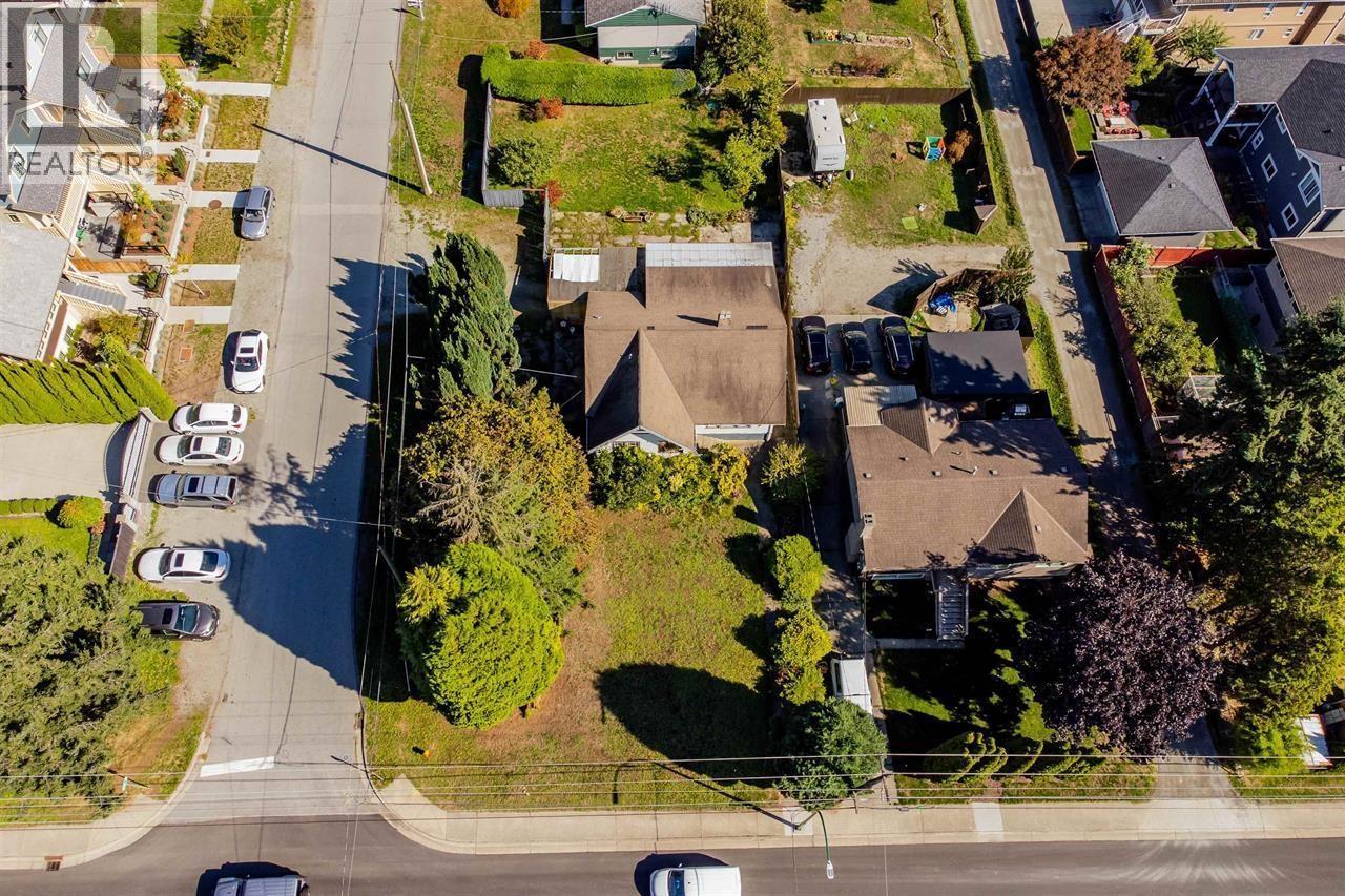 371-375 Blue Mountain Street, Coquitlam, BC