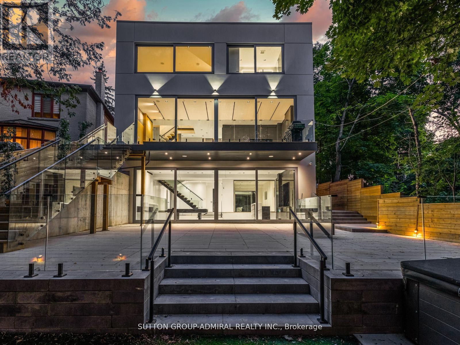 157 Old Forest Hill Road, Toronto, ON - Outdoor