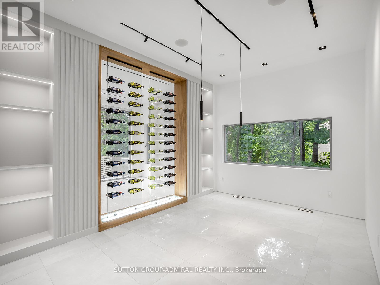 157 Old Forest Hill Road, Toronto, ON - Indoor