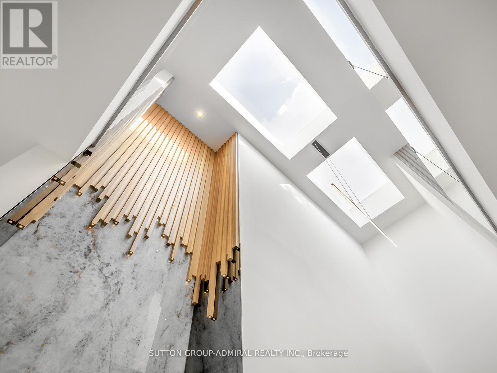 157 Old Forest Hill Road, Toronto, ON - Indoor Photo Showing Other Room