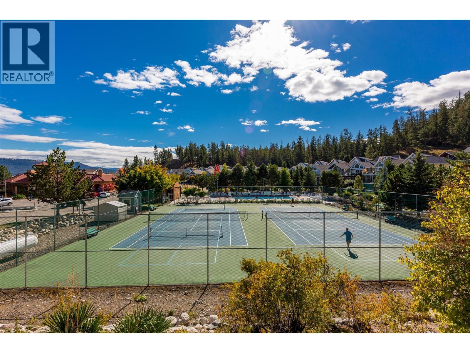 6840 Santiago Loop, Kelowna, BC