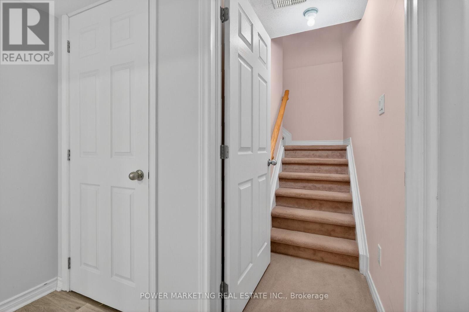 119 Finn Court, Ottawa, ON - Indoor Photo Showing Other Room