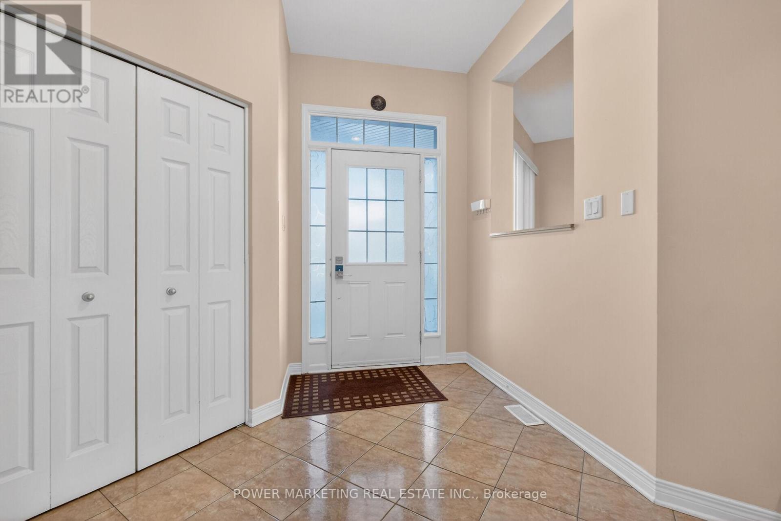 119 Finn Court, Ottawa, ON - Indoor Photo Showing Other Room