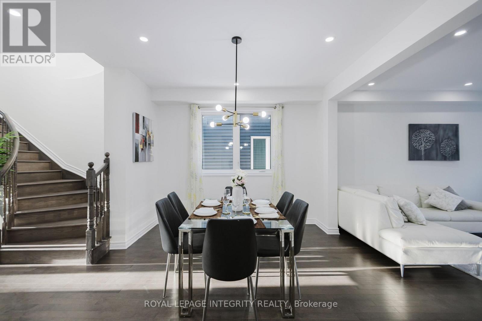 719 Samantha Eastop Avenue, Ottawa, ON - Indoor Photo Showing Other Room