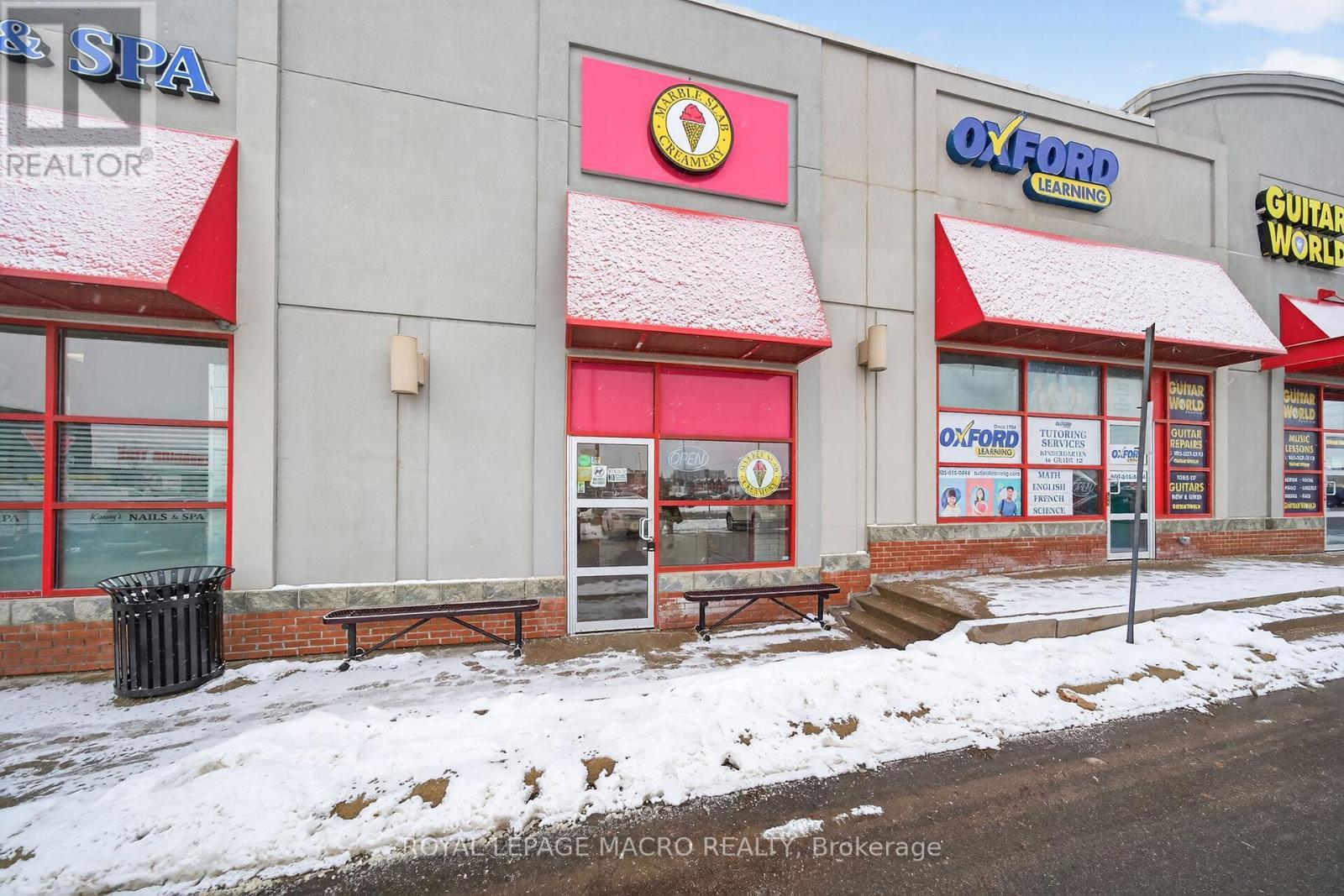 D9 - 380 Dundas Street E, Oakville, ON