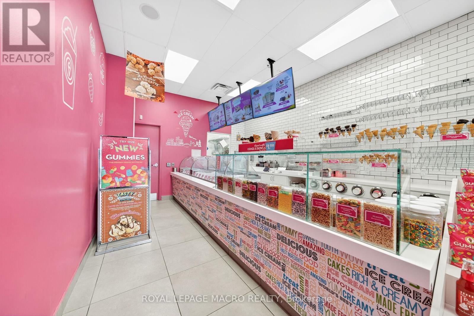 D9 - 380 Dundas Street E, Oakville, ON