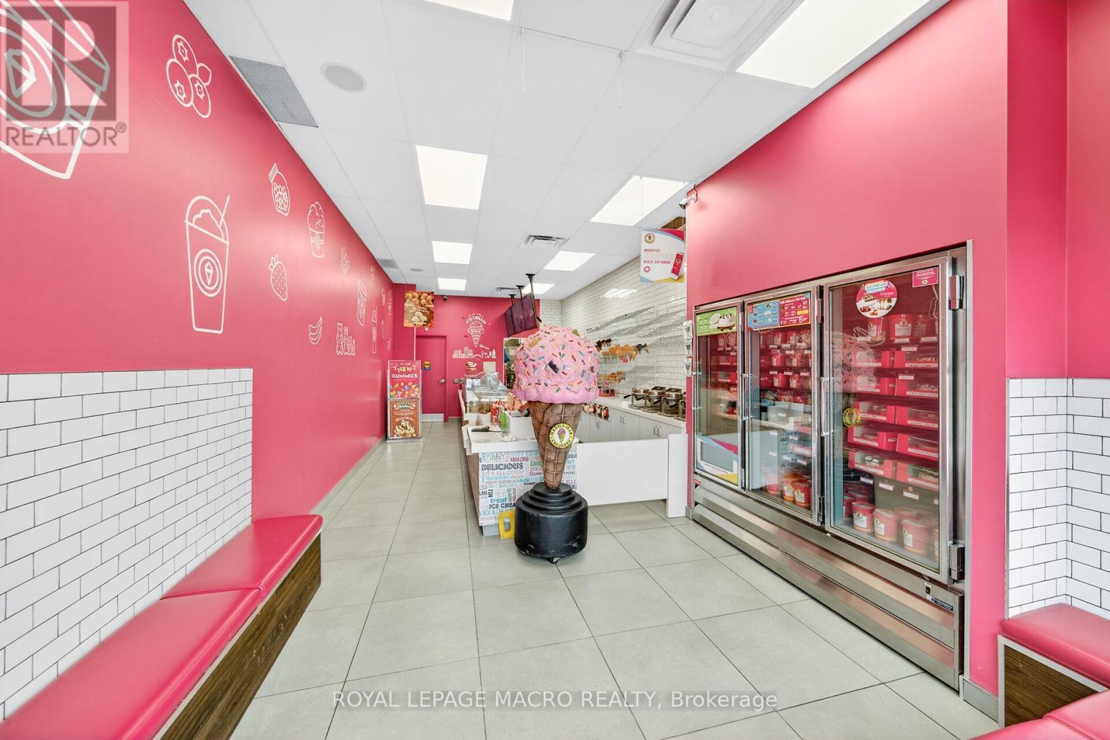 D9 - 380 Dundas Street E, Oakville, ON