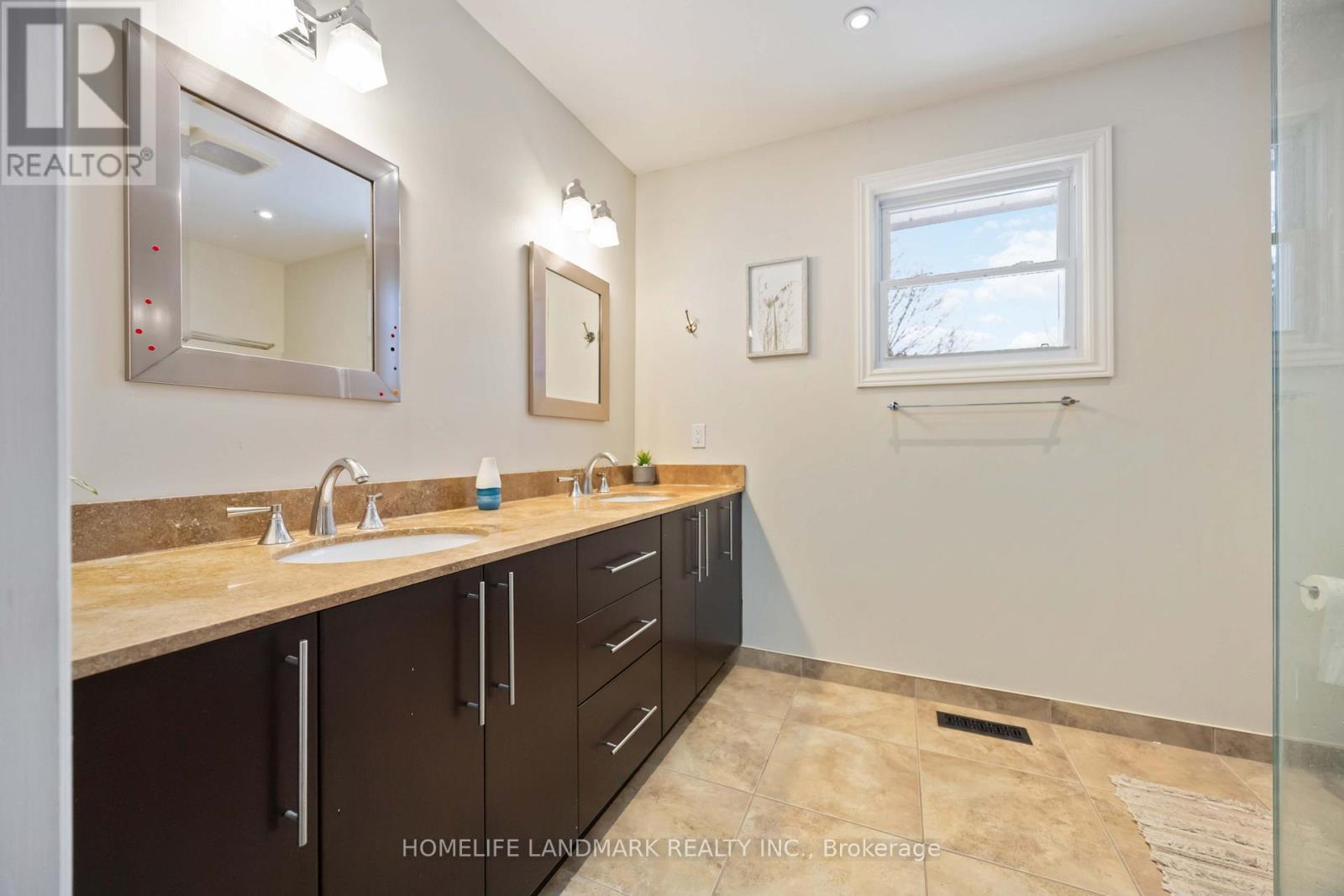 68 Linderwood Drive, Toronto, ON - Indoor Photo Showing Bathroom