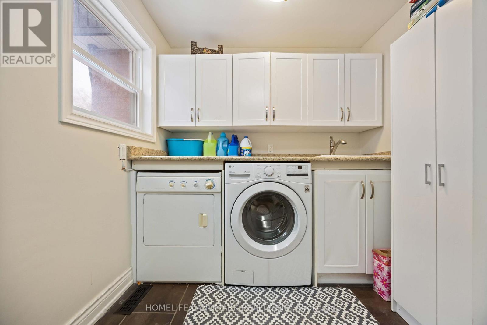 68 Linderwood Drive, Toronto, ON - Indoor Photo Showing Laundry Room