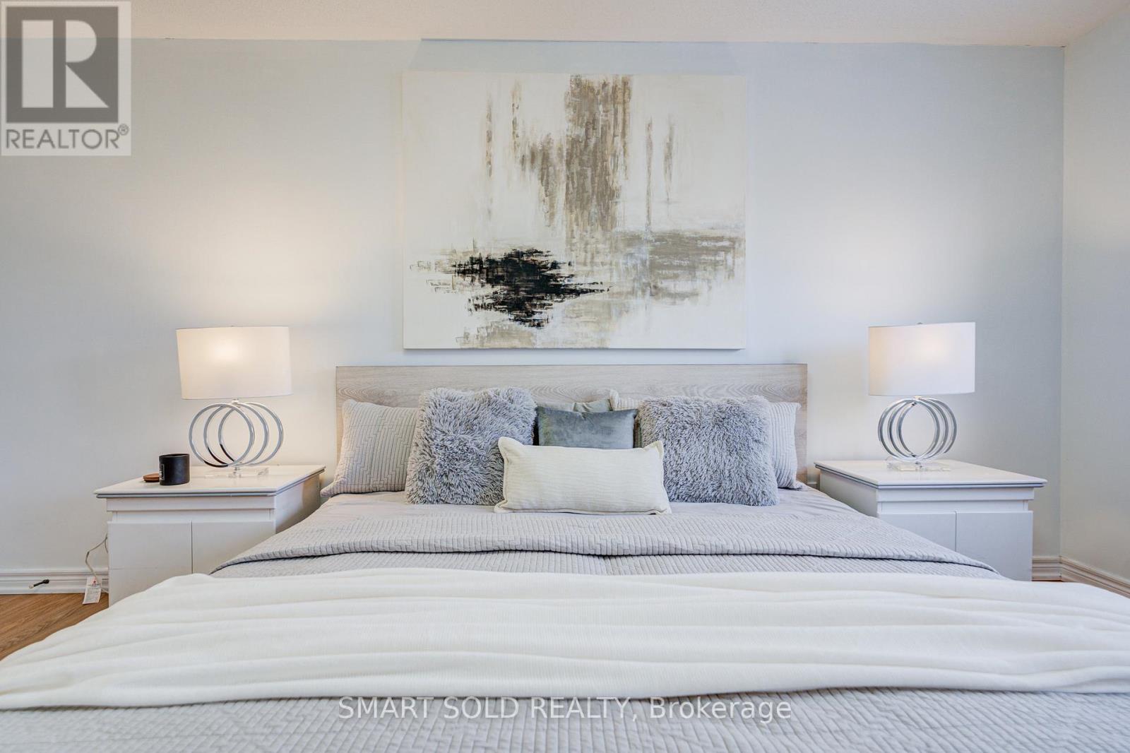 16 Lealinds Road, Vaughan, ON - Indoor Photo Showing Bedroom