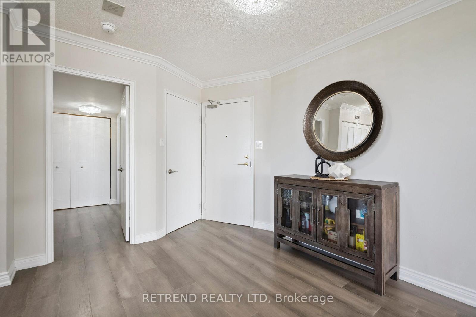 826 - 32 Clarissa Drive, Richmond Hill, ON - Indoor Photo Showing Other Room