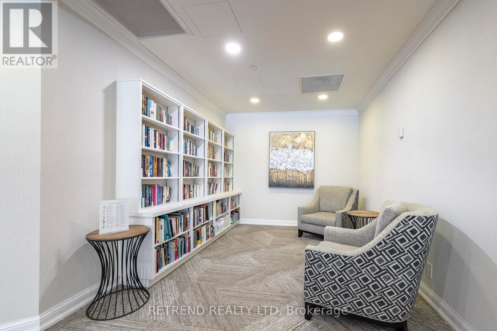 826 - 32 Clarissa Drive, Richmond Hill, ON - Indoor Photo Showing Other Room