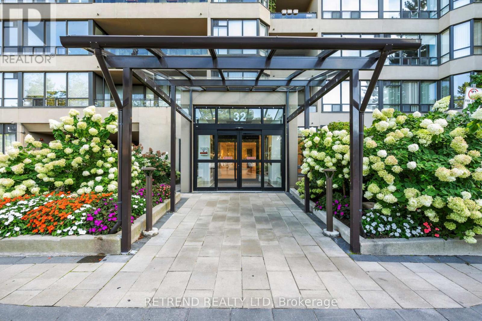 826 - 32 Clarissa Drive, Richmond Hill, ON - Outdoor With Balcony