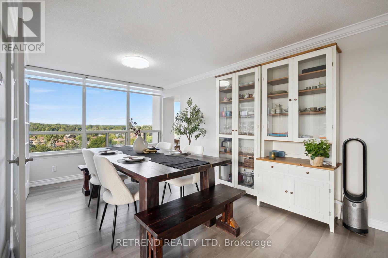 826 - 32 Clarissa Drive, Richmond Hill, ON - Indoor Photo Showing Dining Room
