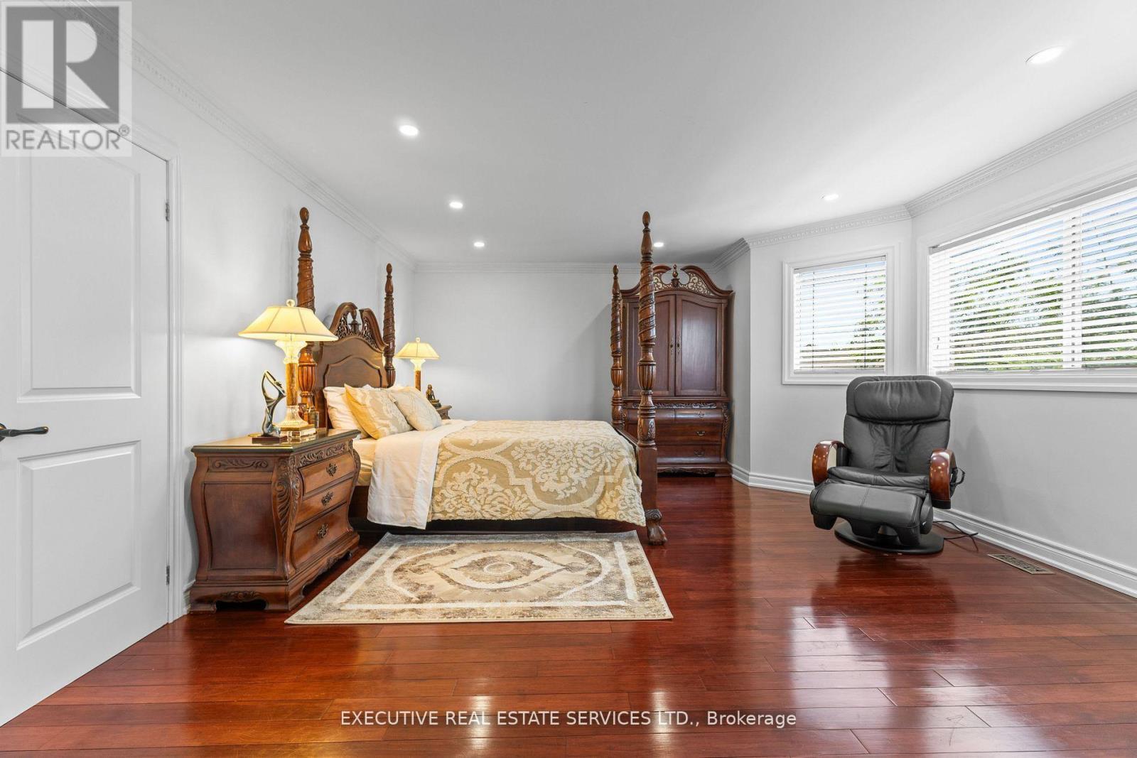 7090 Terragar Boulevard, Mississauga, ON - Indoor Photo Showing Bedroom